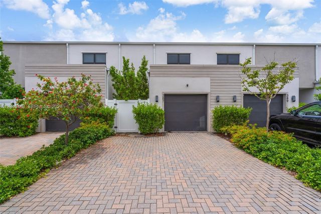 387 NW 17th Street, Fort Lauderdale, FL 33311