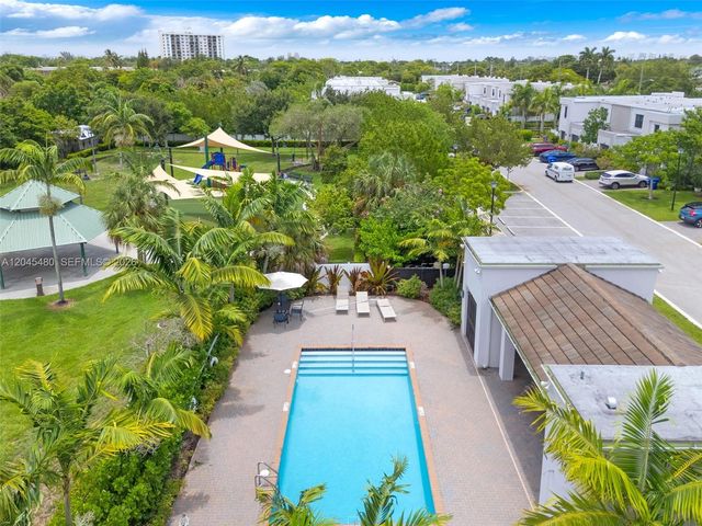 387 NW 17th Street, Fort Lauderdale, FL 33311