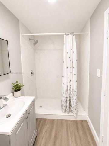 20600 SW 118th Place, Miami, FL 33177