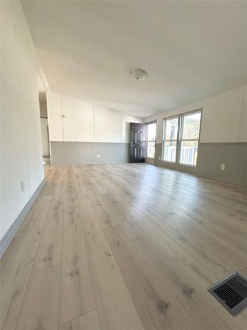 16327 Lone Star Ranch Drive, Conroe, TX 77302