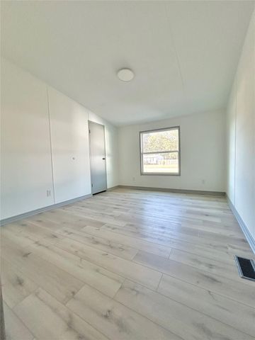 16327 Lone Star Ranch Drive, Conroe, TX 77302