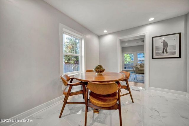 303 Oread Rd, Louisville, KY 40207