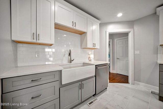 303 Oread Rd, Louisville, KY 40207