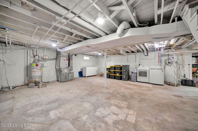 303 Oread Rd, Louisville, KY 40207