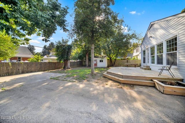 303 Oread Rd, Louisville, KY 40207