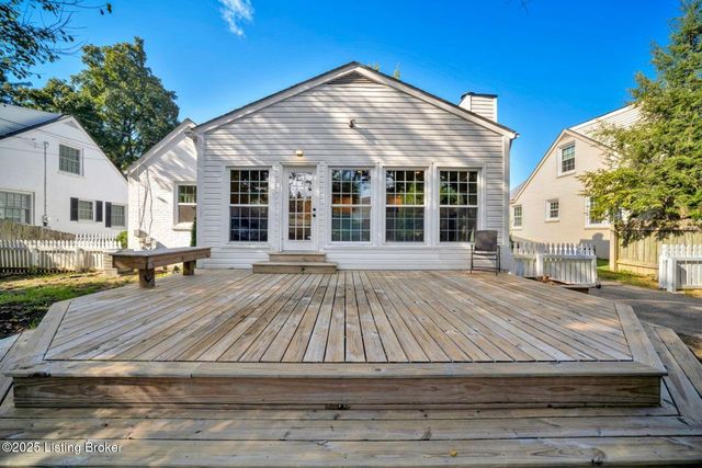 303 Oread Rd, Louisville, KY 40207