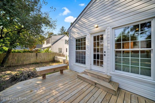 303 Oread Rd, Louisville, KY 40207