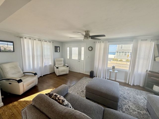 735 Sea Street, Quincy, MA 02169