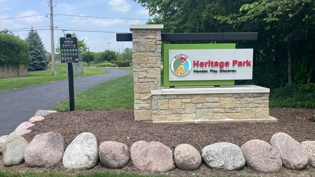 200 W Jeffery Avenue, Wheeling, IL 60090