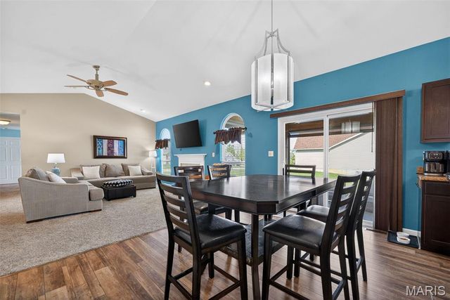 401 Shady River Drive, St Paul, MO 63366