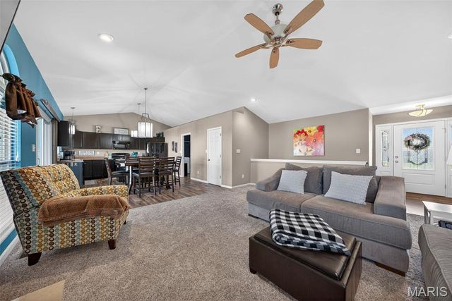 401 Shady River Drive, St Paul, MO 63366