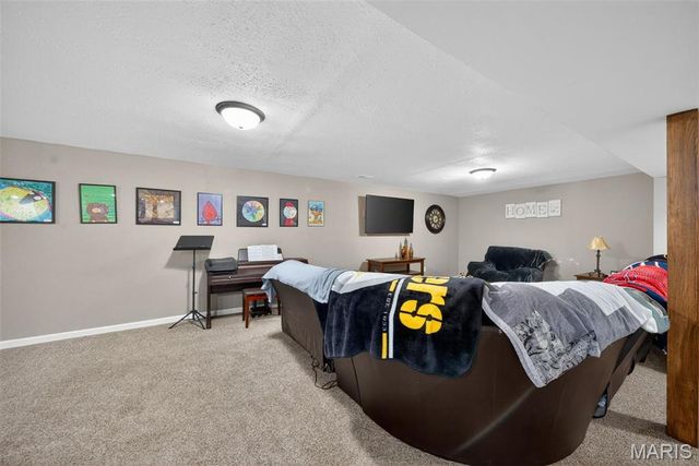 401 Shady River Drive, St Paul, MO 63366