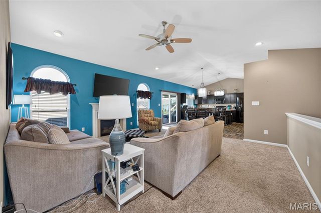 401 Shady River Drive, St Paul, MO 63366