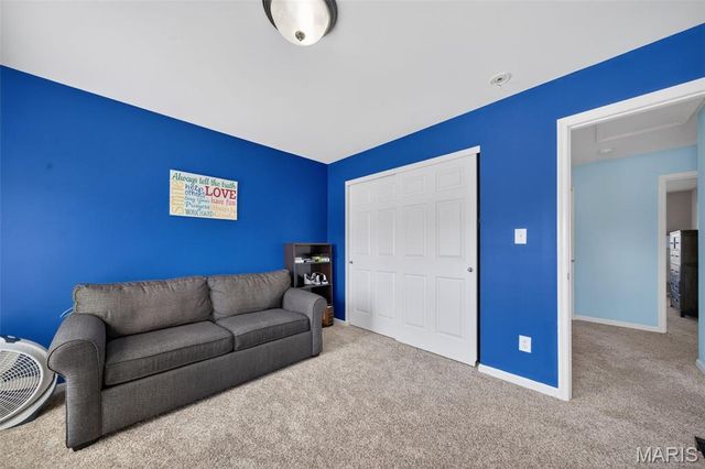 401 Shady River Drive, St Paul, MO 63366