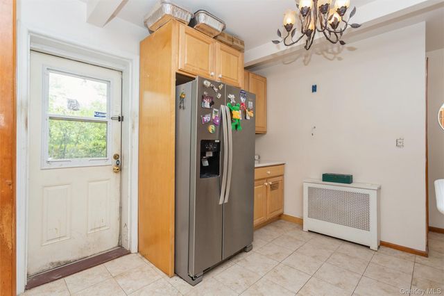15 Field End Lane A-1 & A-21, Eastchester, NY 10709