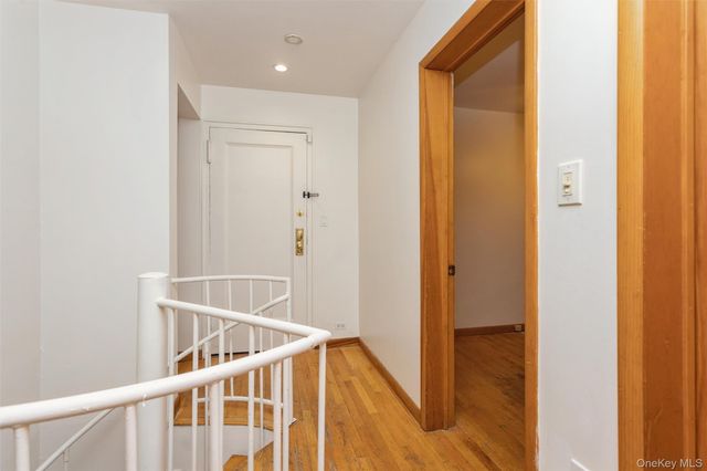 15 Field End Lane A-1 & A-21, Eastchester, NY 10709