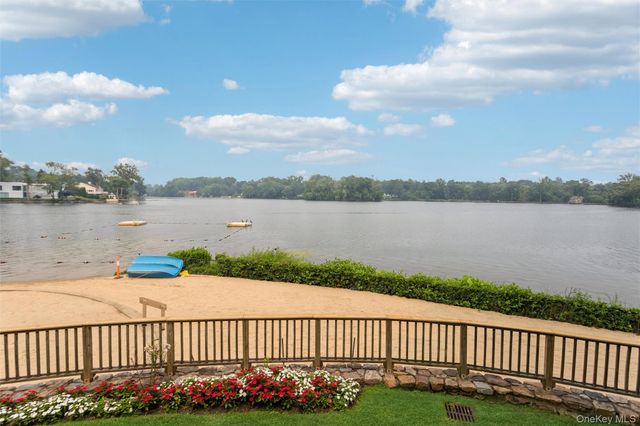 15 Field End Lane A-1 & A-21, Eastchester, NY 10709