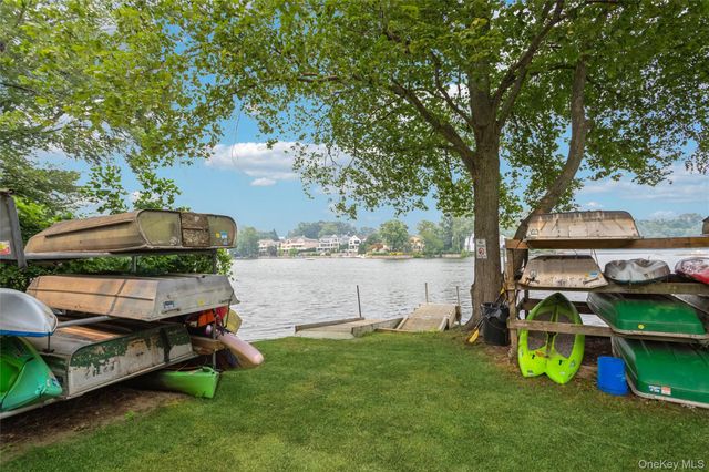 15 Field End Lane A-1 & A-21, Eastchester, NY 10709