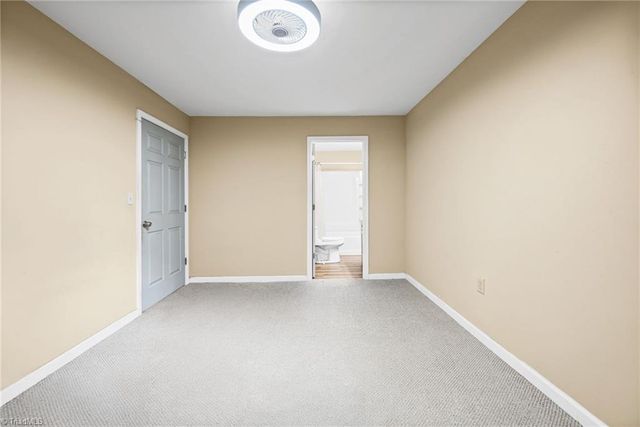 1450 Old Hollow Road, Winston-salem, NC 27105