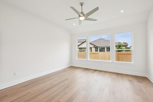 126 Comfort DR, Buda, TX 78610