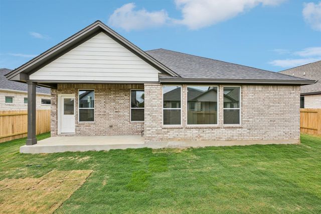 126 Comfort DR, Buda, TX 78610