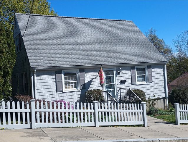 39 Horace Street, Providence, RI 02909