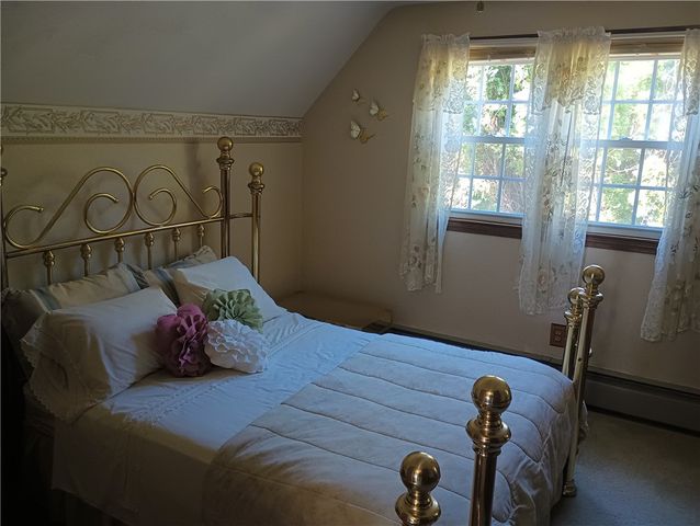 39 Horace Street, Providence, RI 02909