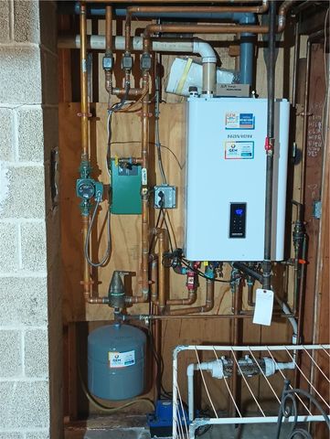 39 Horace Street, Providence, RI 02909