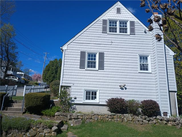 39 Horace Street, Providence, RI 02909