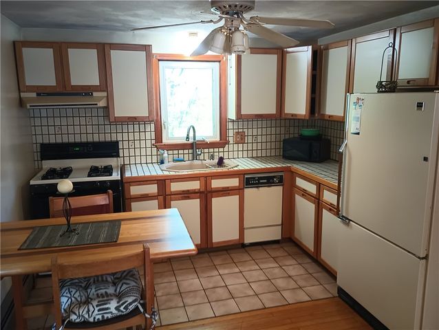 39 Horace Street, Providence, RI 02909