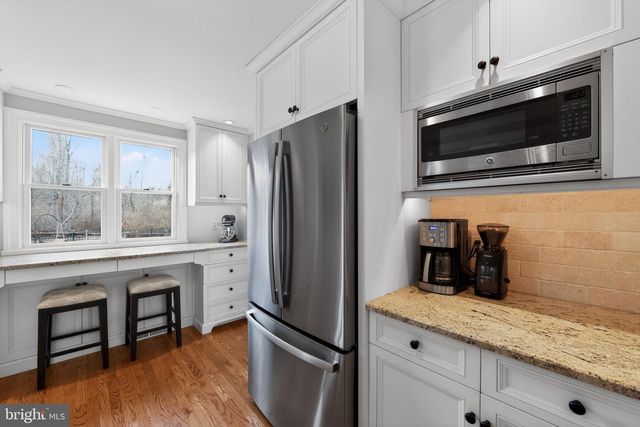 850 FARRAGUT RD, Berwyn, PA 19312