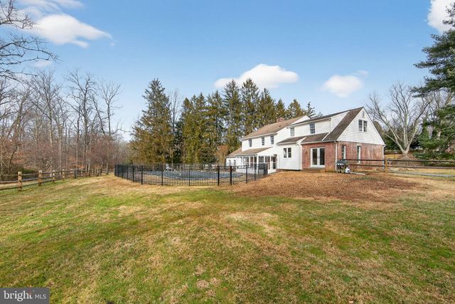 850 FARRAGUT RD, Berwyn, PA 19312