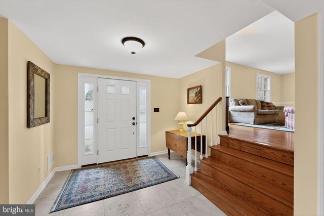 850 FARRAGUT RD, Berwyn, PA 19312