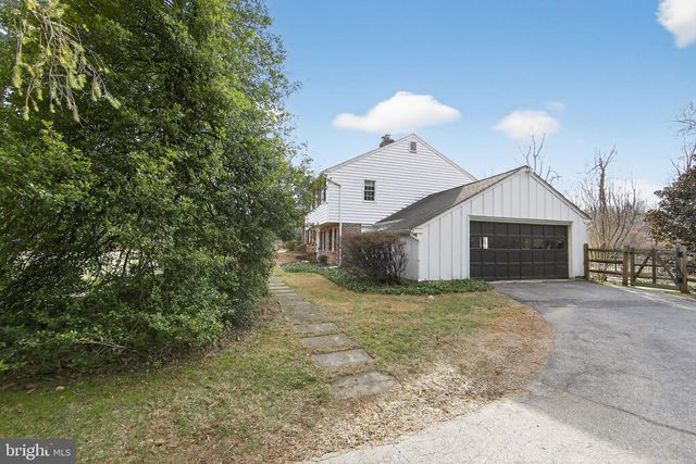 850 FARRAGUT RD, Berwyn, PA 19312