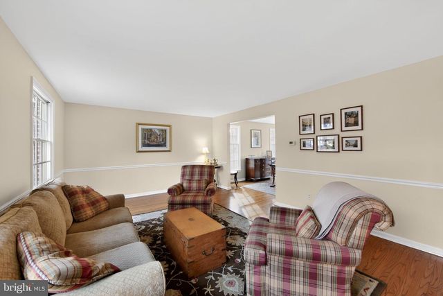 850 FARRAGUT RD, Berwyn, PA 19312