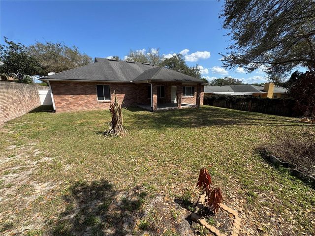 2068 DIXIE BELLE AVENUE, Deltona, FL 32725