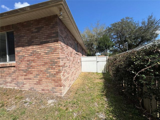 2068 DIXIE BELLE AVENUE, Deltona, FL 32725