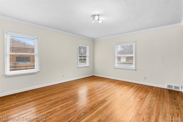 1445 Belmont Street, Dearborn, MI 48128