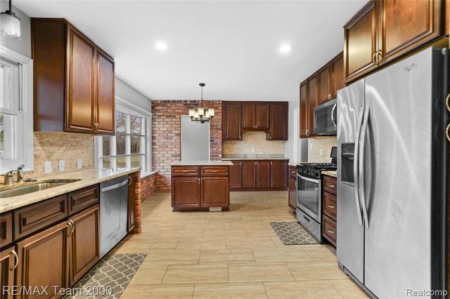 1445 Belmont Street, Dearborn, MI 48128