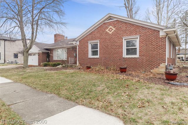 1445 Belmont Street, Dearborn, MI 48128