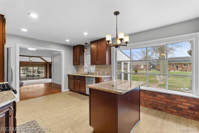 1445 Belmont Street, Dearborn, MI 48128