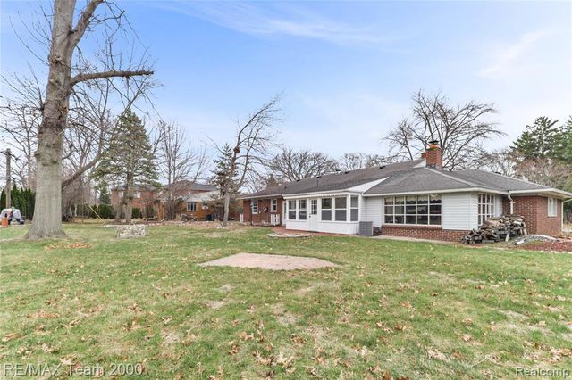 1445 Belmont Street, Dearborn, MI 48128