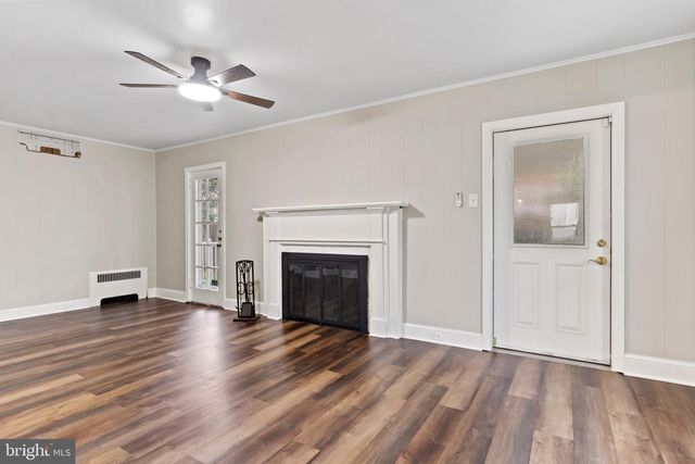 3102 SCHOOLHOUSE LN, Harrisburg, PA 17109