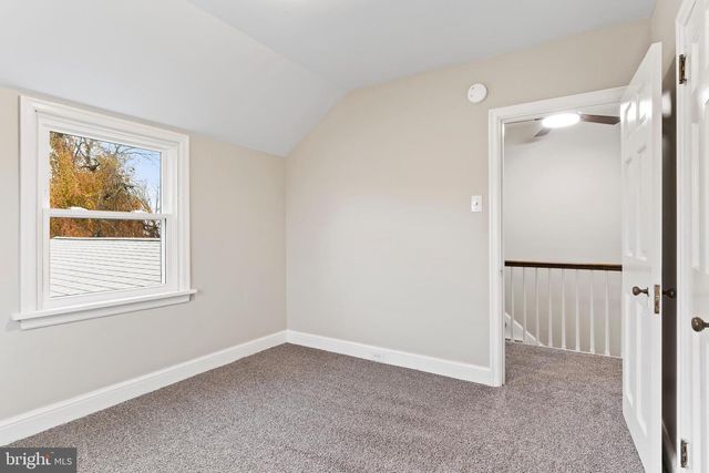 3102 SCHOOLHOUSE LN, Harrisburg, PA 17109