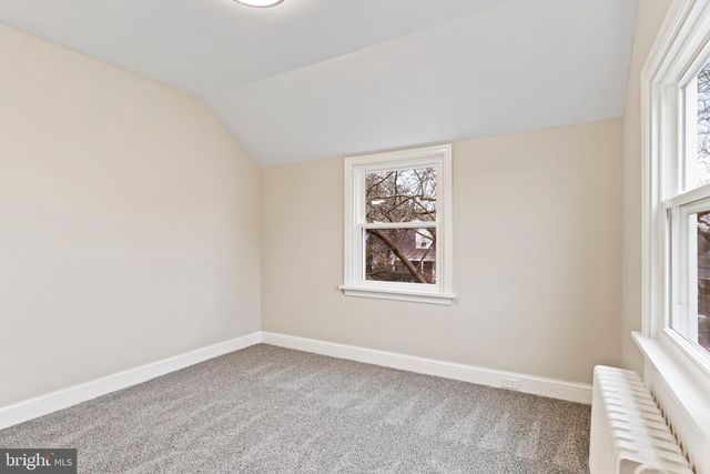 3102 SCHOOLHOUSE LN, Harrisburg, PA 17109