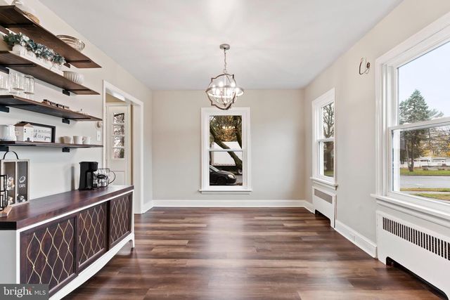 3102 SCHOOLHOUSE LN, Harrisburg, PA 17109