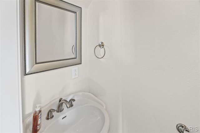 108 S Long Street, Caseyville, IL 62232