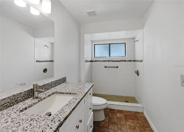 93 HILLSIDE DRIVE, Eustis, FL 32726