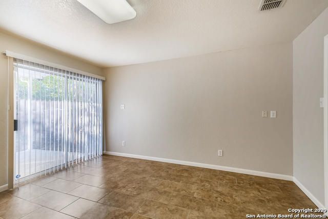 9718 Amber Ledge, San Antonio, TX 78245