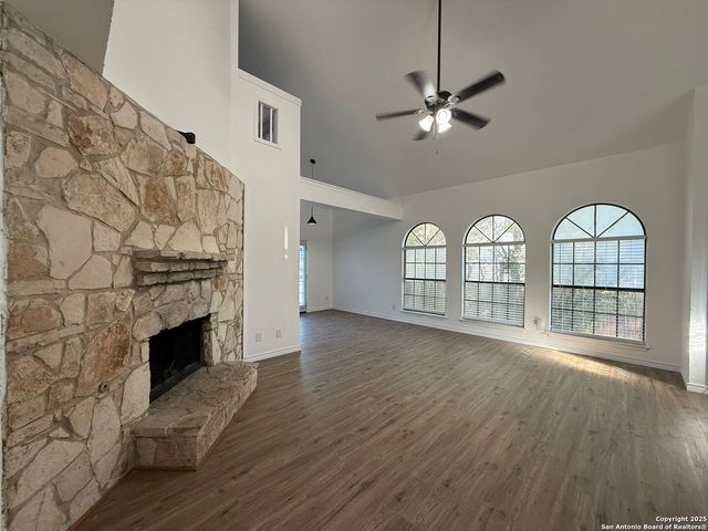 4718 Saddle, San Antonio, TX 78217